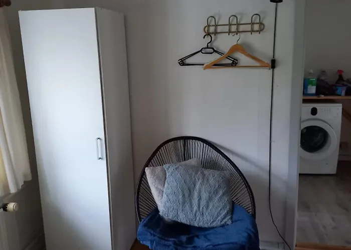 Semesterbostad Cozy & Spacious For 4 Single Beds Vojens